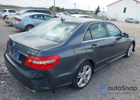 2012 Mercedes-Benz E 350 4Matic z USA, uszkodzony, nr VIN WDDHF8JB0CA567765